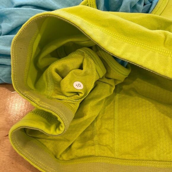 Lululemon Womens No Limits Practice Freely Workout Tank Top Blue & Green Size 10 - Picture 6 of 6